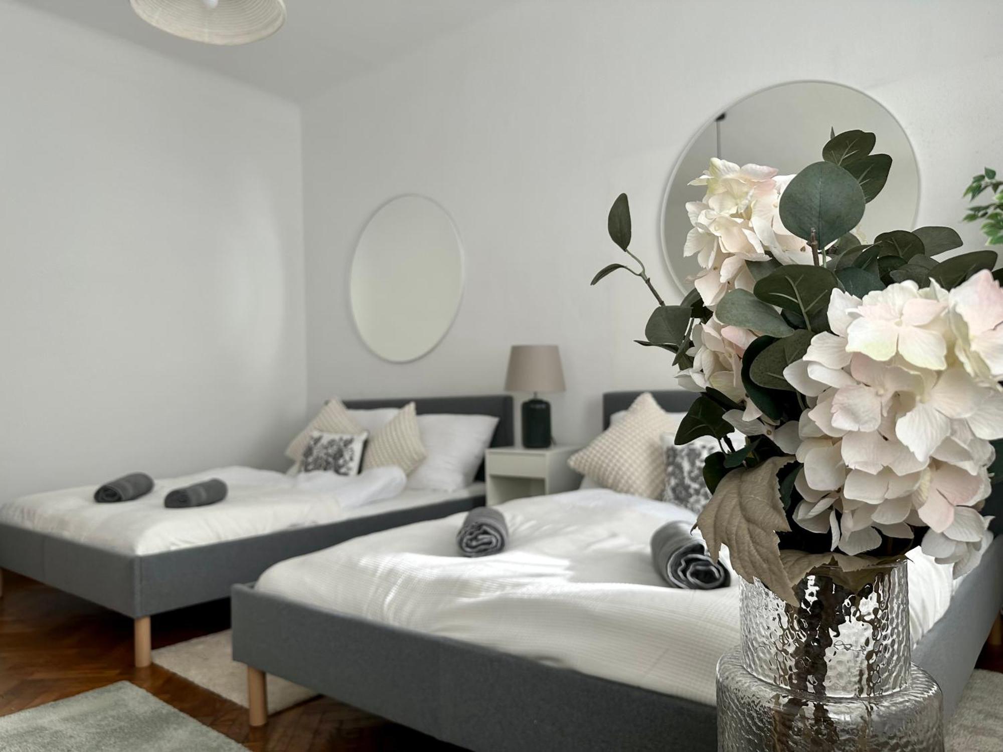 Apartment Spacious Apartment, 3 Min To U1 Reumannplatz